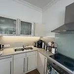 Stilvolles Ruhiges Βερολίνο