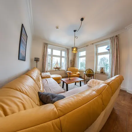 Stilvolles Ruhiges Apartment Berlin